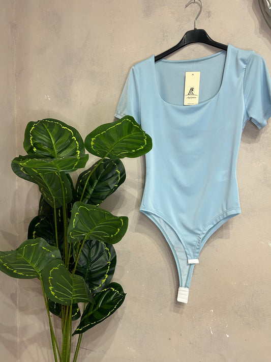 Body scollo quadrato